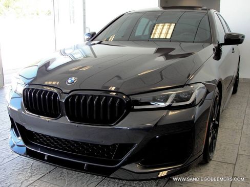 Used 2023 BMW 540i w/ M Sport Package RWD image 41