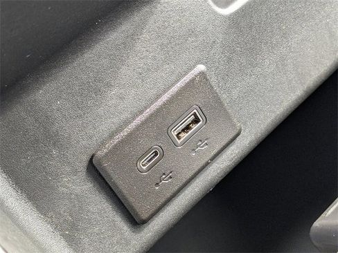 Used 2025 GMC Sierra 1500 AT4 w/ AT4 Premium Package image 22