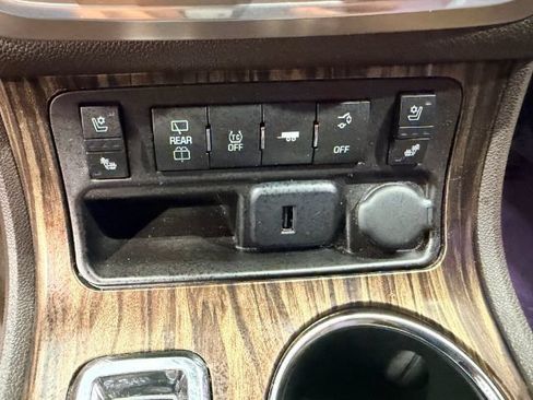 Used 2015 GMC Acadia Denali AWD/4WD image 43