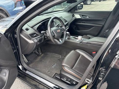 Used 2022 Cadillac CT4 Sport RWD image 27