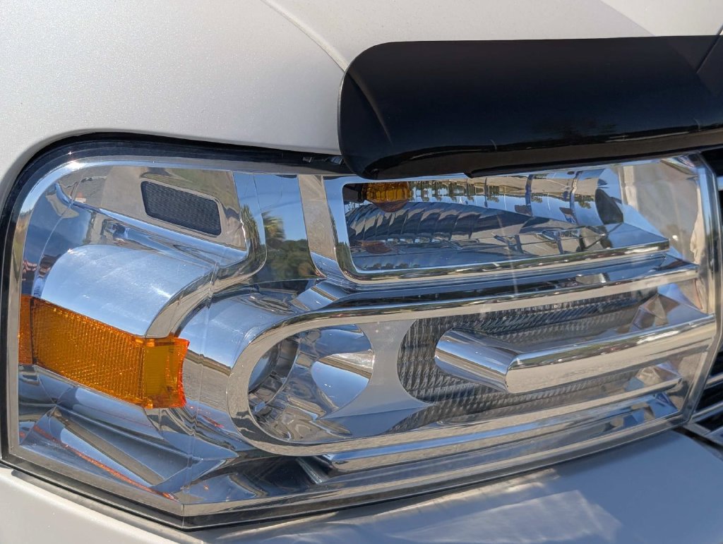 Used 2014 Lincoln Navigator 2WD image 5