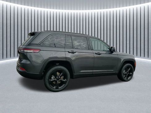 New 2026 Jeep Grand Cherokee Limited w/ Limited Altitude Package image 7