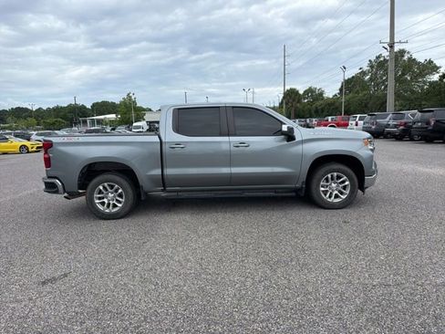 Used 2023 Chevrolet Silverado 1500 LT AWD/4WD image 4