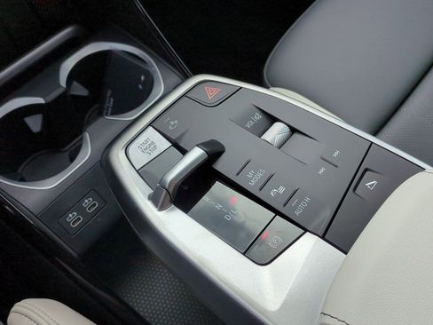 Certified 2026 BMW X1 xDrive28i w/ Convenience Package image 24