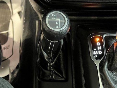 Certified 2022 Jeep Wrangler Unlimited Sahara w/ Cold Weather Group image 31