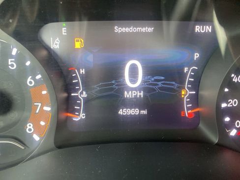 Used 2024 Jeep Compass Latitude image 22