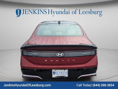 Certified 2024 Hyundai Sonata SEL w/ Convenience Package FWD image 4