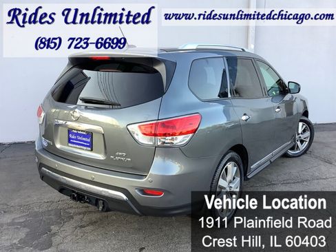 Used 2015 Nissan Pathfinder Platinum w/ Family Entertainment Package AWD/4WD image 6