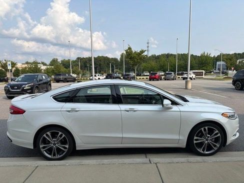 Used 2017 Ford Fusion Titanium FWD image 5