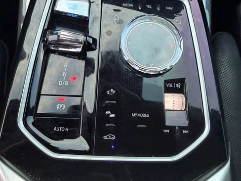 Used 2024 BMW i7 eDrive50 w/ M Sport Package RWD image 37