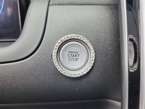 Used 2023 Nissan Sentra SV image 29