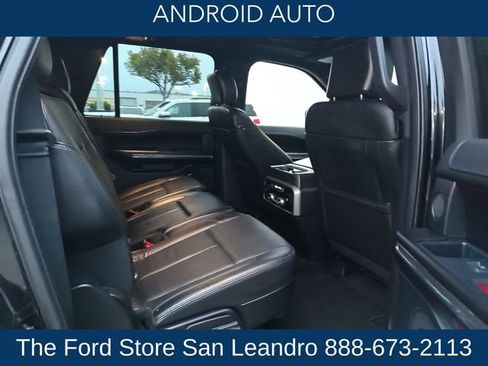 Used 2018 Ford Expedition Max XLT image 17