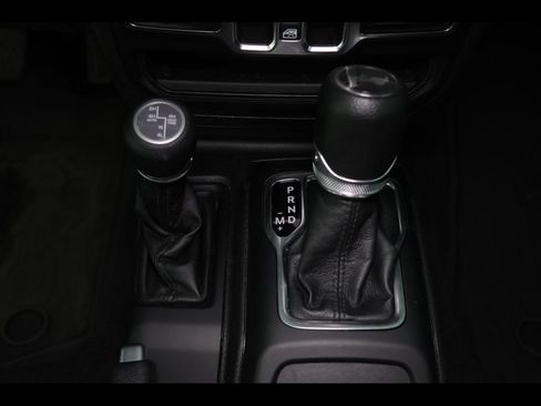 Used 2023 Jeep Wrangler Unlimited w/ Convenience Group AWD/4WD image 9