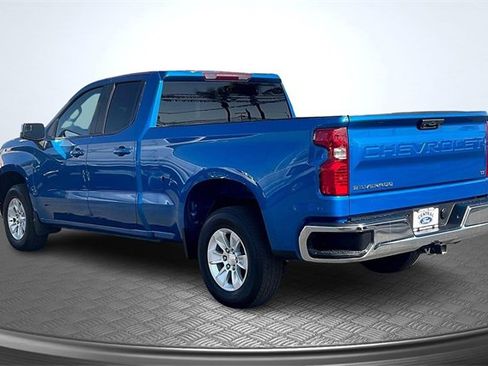 Used 2022 Chevrolet Silverado 1500 LT image 2