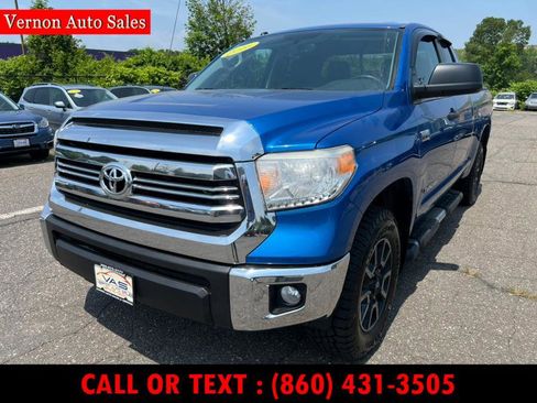 Used 2016 Toyota Tundra SR image 1