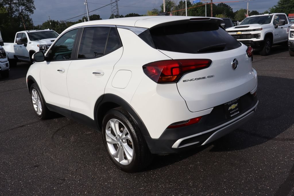 Used 2023 Buick Encore GX Preferred w/ Cold Weather Comfort Package FWD image 3