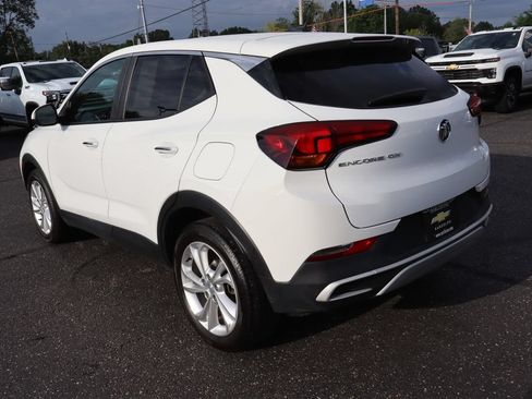 Used 2023 Buick Encore GX Preferred w/ Cold Weather Comfort Package FWD image 3