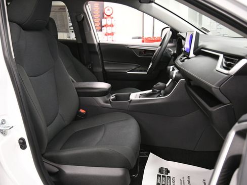 Certified 2024 Toyota RAV4 LE image 24