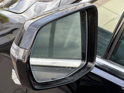 Used 2025 Cadillac XT5 Premium Luxury w/ LPO, Red Accent Package image 50