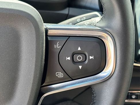 Used 2023 Volvo C40 P8 Recharge Ultimate image 23