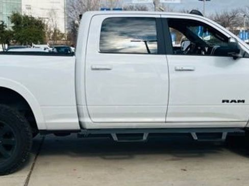 Used 2021 RAM 2500 Laramie w/ Night Edition image 2