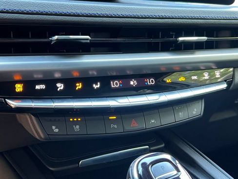 Certified 2024 Cadillac XT4 Sport AWD/4WD image 31