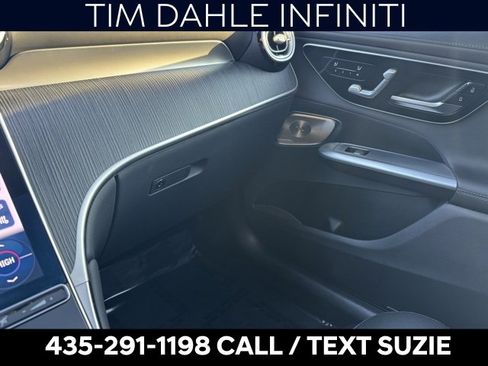 Used 2023 Mercedes-Benz GLC 300 4MATIC image 13