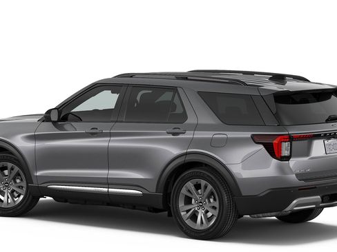New 2026 Ford Explorer Active image 2