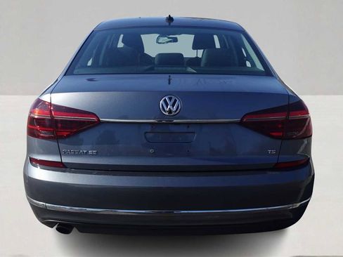 Used 2017 Volkswagen Passat 1.8T SE w/ SE Lighting Package image 6