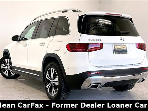Used 2025 Mercedes-Benz GLB 250 image 11