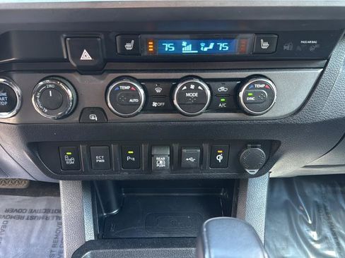 Used 2023 Toyota Tacoma TRD Pro AWD/4WD image 24