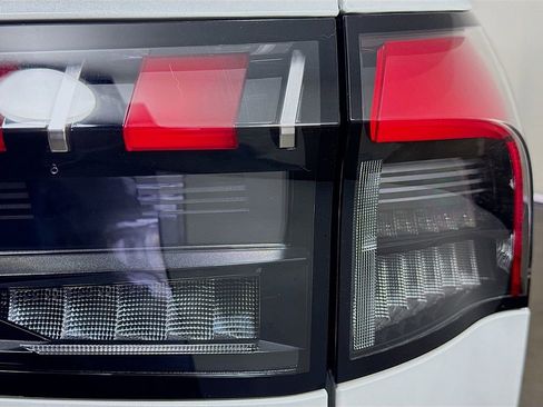 New 2026 INFINITI QX80 4WD image 34