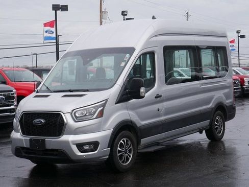 Used 2023 Ford Transit 350 XLT RWD image 8