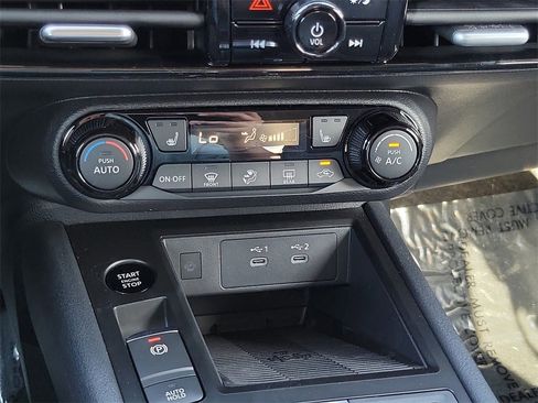 New 2026 Nissan Kicks SV w/ SV Premium Package image 11