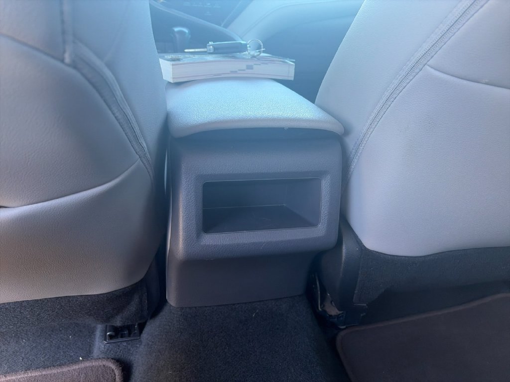 Used 2024 Toyota Camry SE FWD image 15