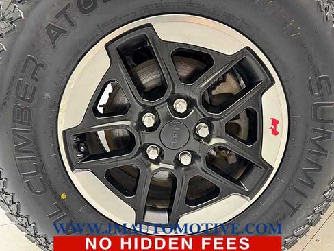 Used 2018 Jeep Wrangler Unlimited Rubicon AWD/4WD image 8