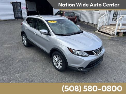 Used 2019 Nissan Rogue Sport SV w/ Technology Package AWD/4WD image 1
