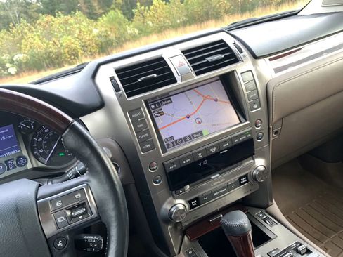 Used 2014 Lexus GX 460 Luxury image 15