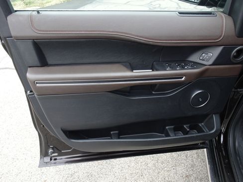 Used 2021 Ford Expedition Max King Ranch image 15