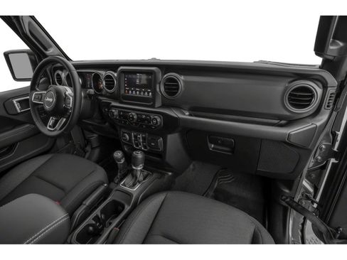 Used 2020 Jeep Wrangler Unlimited Sahara w/ Cold Weather Group AWD/4WD image 10