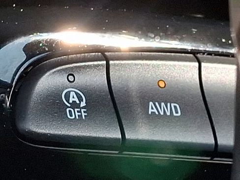 Used 2024 Buick Encore GX Preferred w/ Comfort Package AWD/4WD image 25