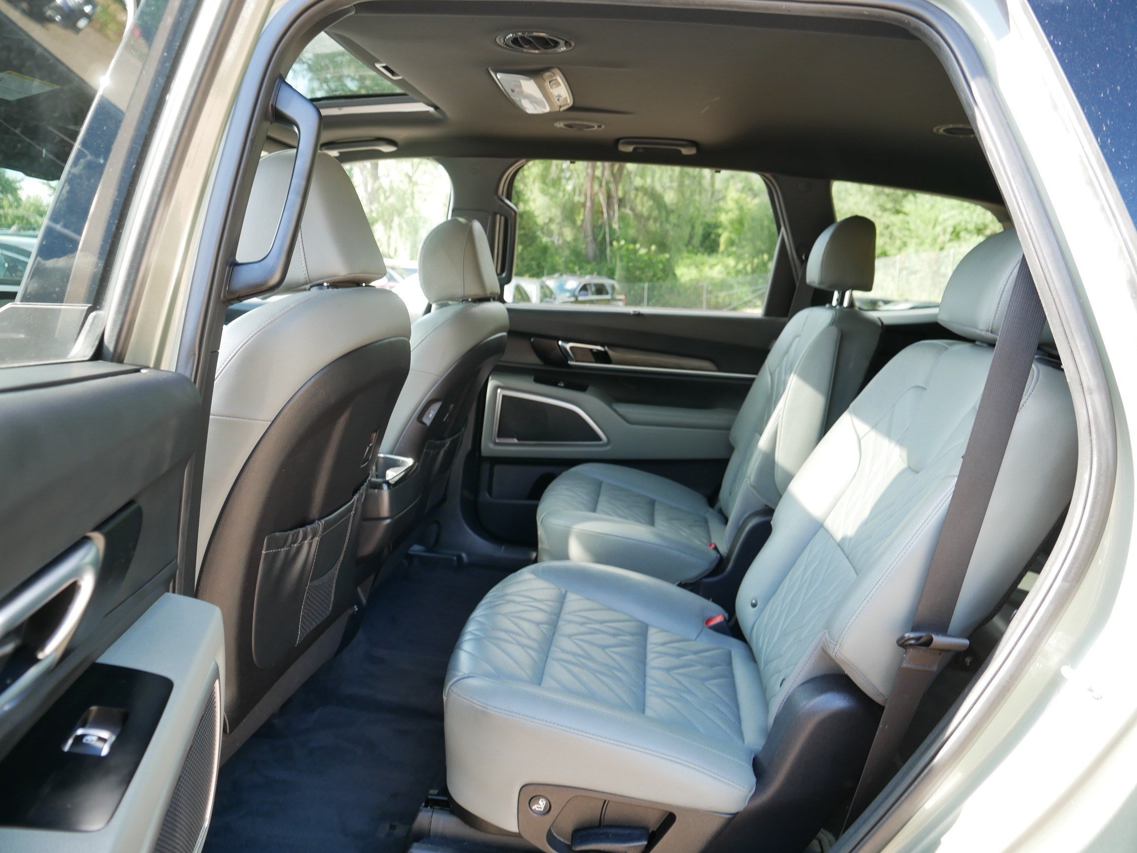 Used 2023 Kia Telluride EX X-Line AWD/4WD image 36