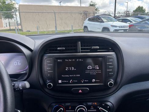 Used 2025 Kia Soul LX w/ LX Technology Package image 20