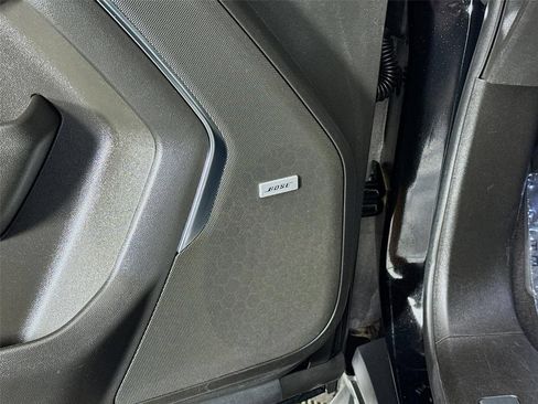 Used 2022 Chevrolet Tahoe LT RWD image 20