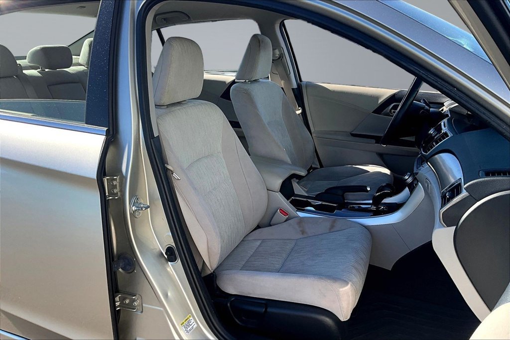 Used 2014 Honda Accord Plug-In Sedan image 29