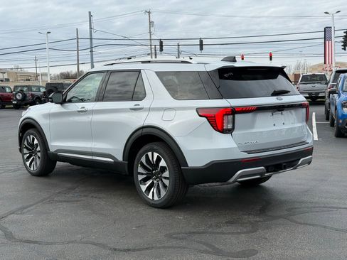 New 2026 Ford Explorer Platinum image 3