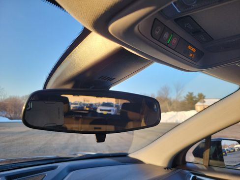 Certified 2025 Chevrolet Blazer LT image 28