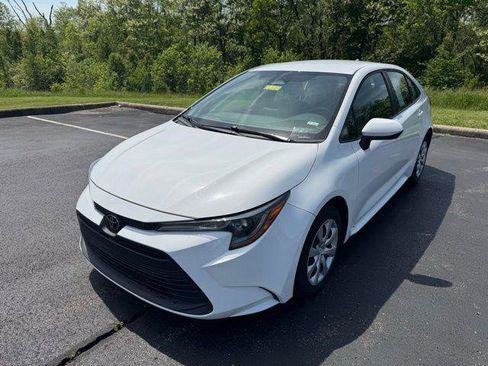Certified 2024 Toyota Corolla LE FWD image 7