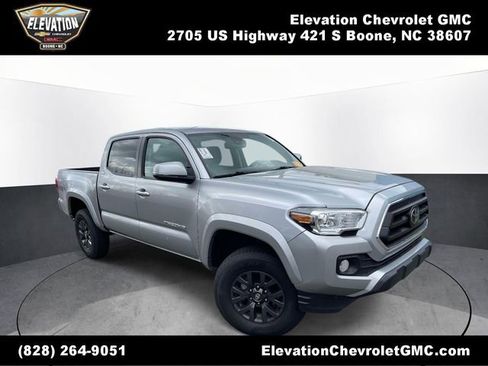 Used 2023 Toyota Tacoma SR5 w/ Technology Package AWD/4WD image 1