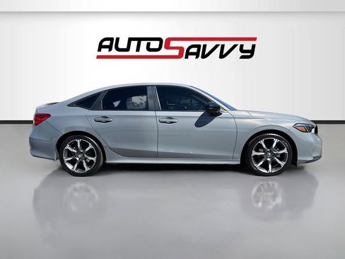 Used 2025 Honda Civic Sport Touring image 8